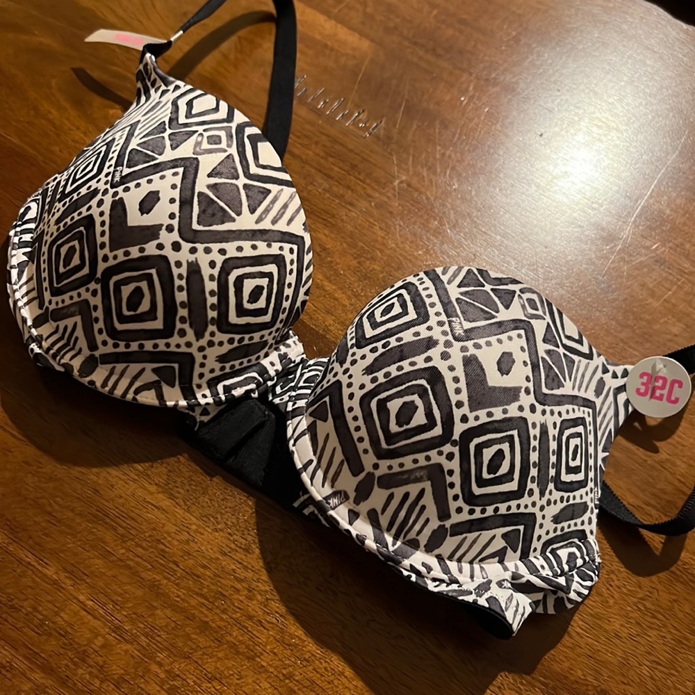 Victoria’s Secret PINK black and white bra
